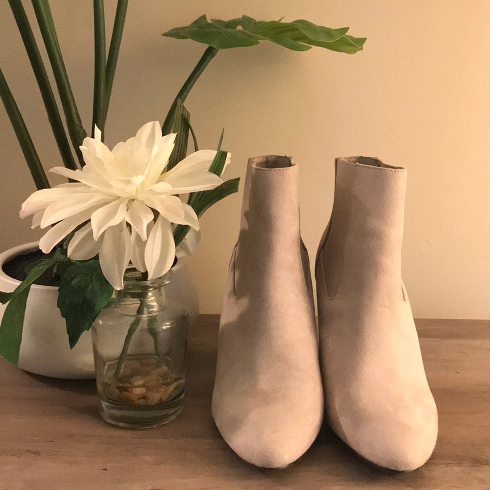 Grey Almond Toe Block Heels by Forever 21
